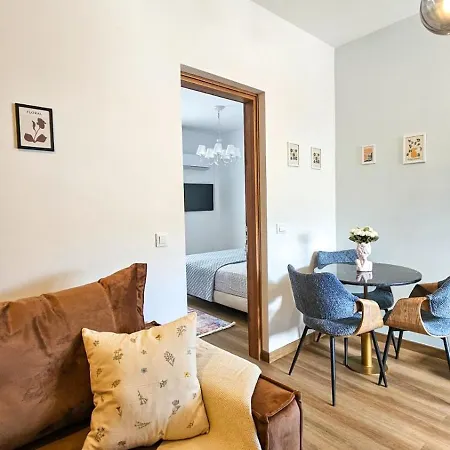 Urban Flat *